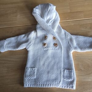 White Knit Hooded Cardigan with Wooden Buttons